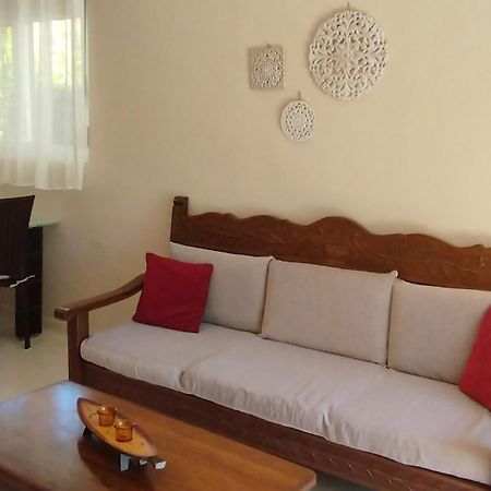 Marilen Appartement Livadia  Buitenkant foto
