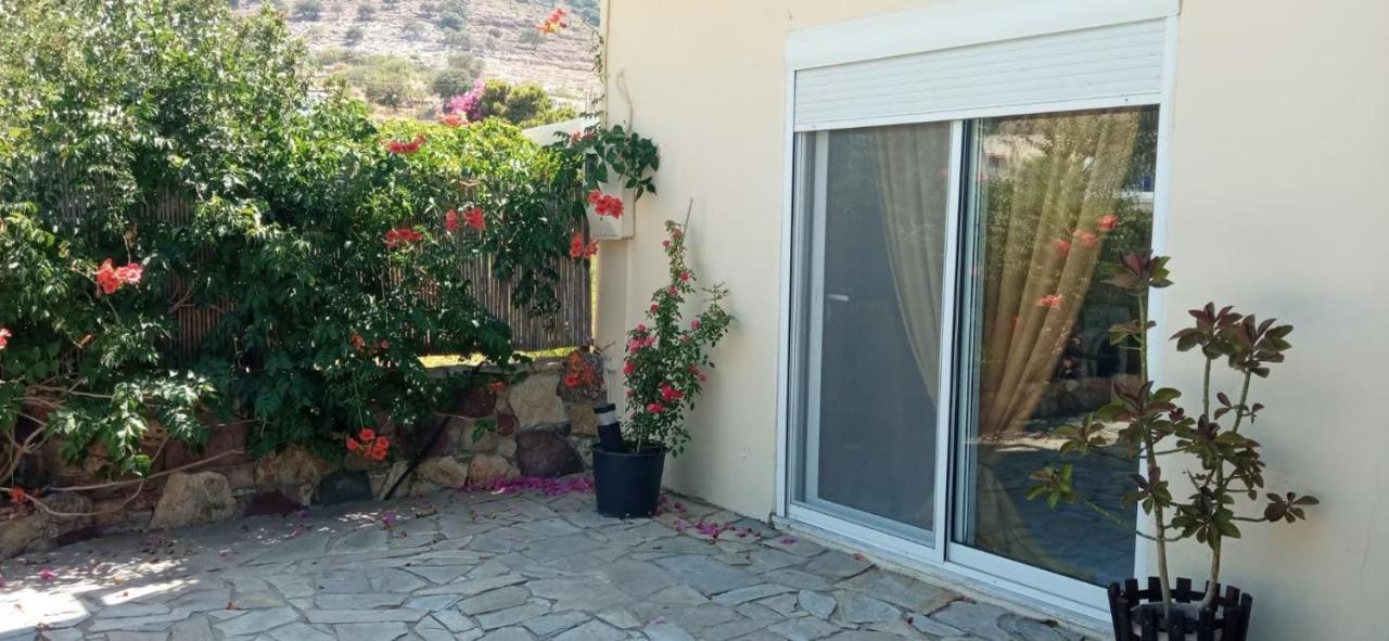Marilen Appartement Livadia  Kamer foto