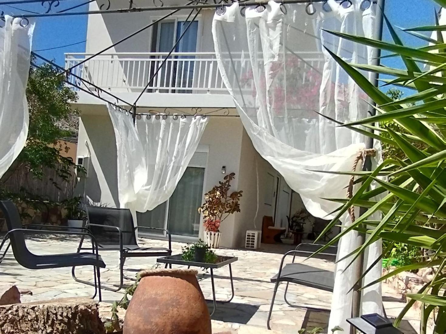 Marilen Appartement Livadia  Buitenkant foto
